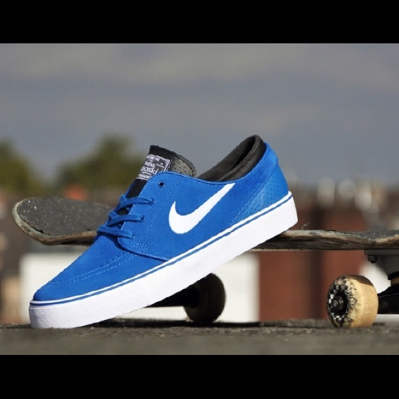 nike janoski blue suede