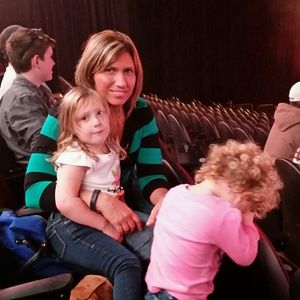 Meet your Posher, Laura