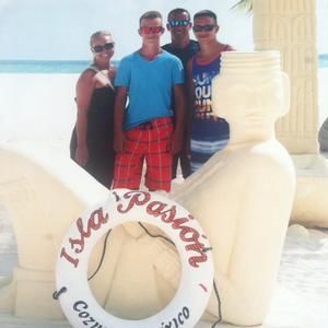 Meet your Posher, Kelly