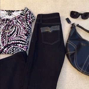 Dressy WHBM black Jean. Sz0 33 inseam. Beautiful !