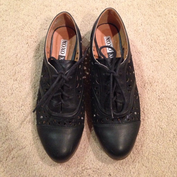 XOXO Oxford Shoes