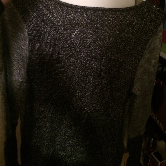 Grey sweater - Picture 3 of 3