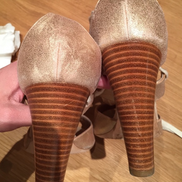 Marc Jacobs rose gold lace up heels - Picture 2 of 4