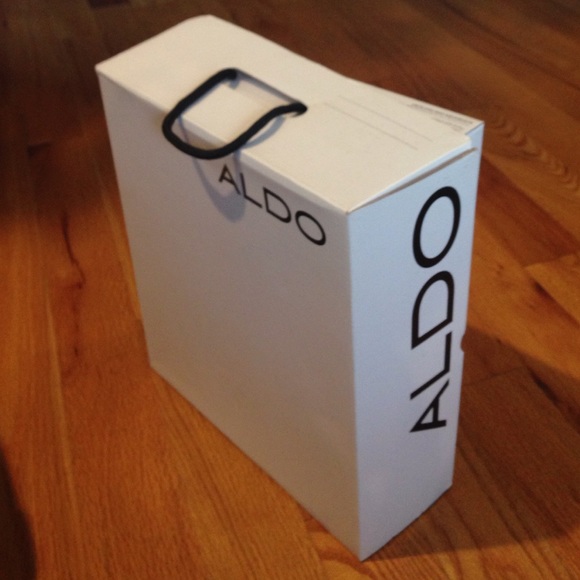 🎁 GIFTED 🎁 black Aldo heeled boots - Picture 4 of 5