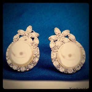 Platinum plating pink Pearl stud earring