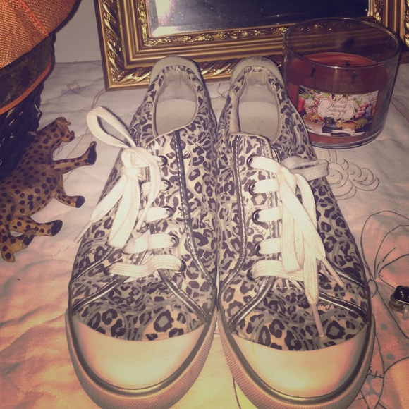 Leopard coach shoes