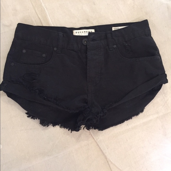 Bullhead Black Shorts