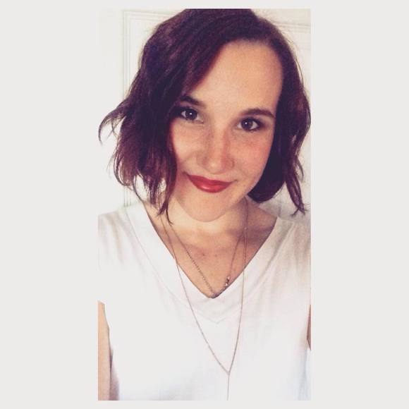 Meet your Posher, Katherine - Picture 1 of 1