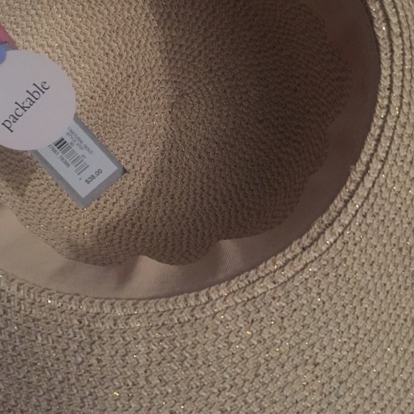 Cute floppy hat - Picture 3 of 3