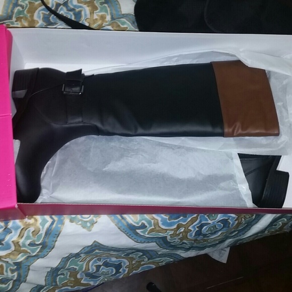 Black and brown NEW boots