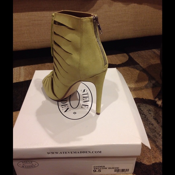 $ reduced! Steve Madden pumps - Picture 2 of 3