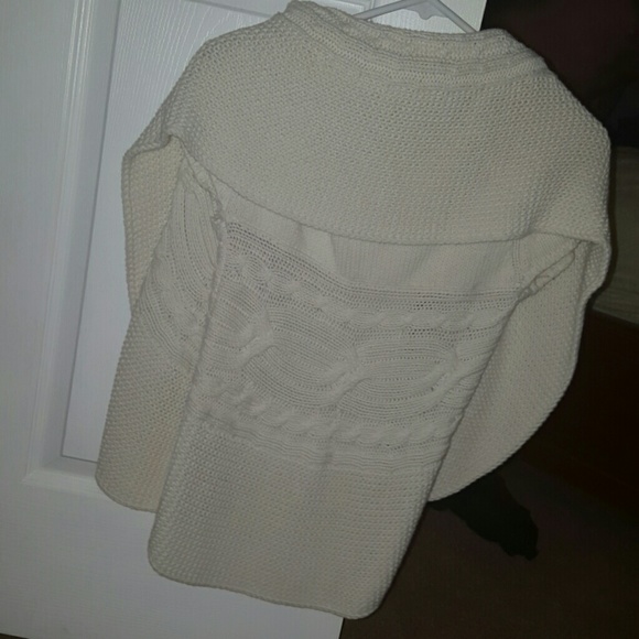 Express shrug