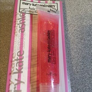 New peachy keen lip gloss