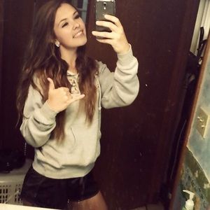 Meet your Posher, Alissa