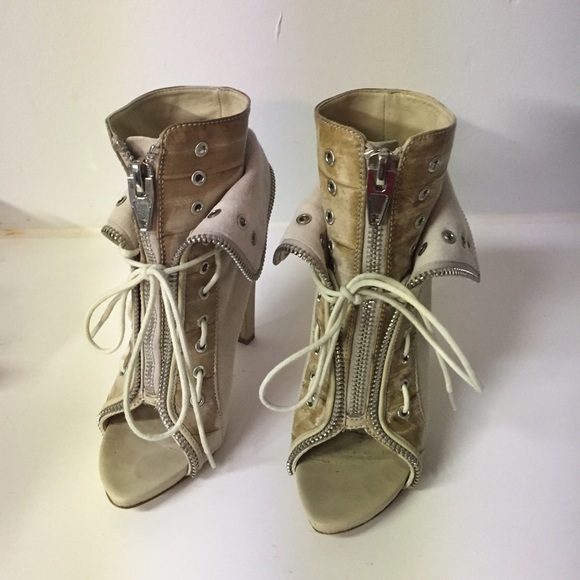 Alexander Wang Freja ankle boots - Picture 3 of 4