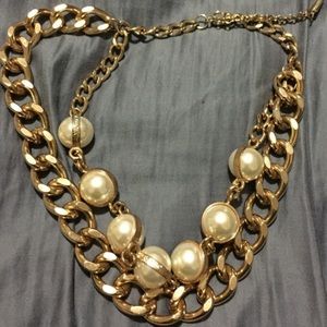 Bauble Bar Pearl and Gold Statement Necklace