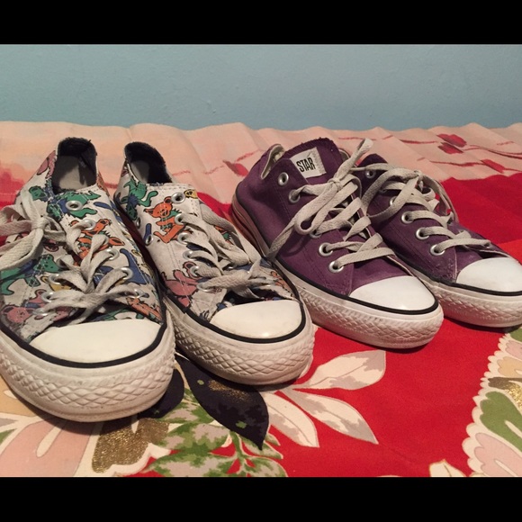 🚫ON HOLD🚫SALE- CONVERSE- fun low tops