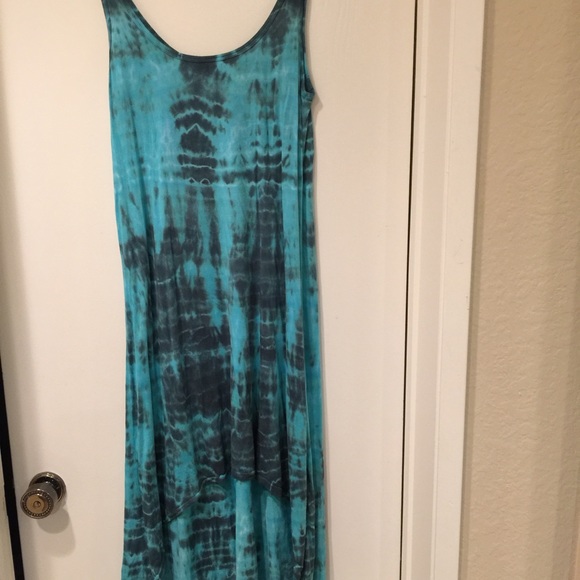 Woman's high/low dress