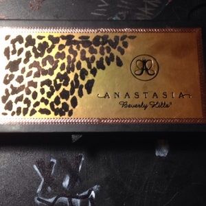 Anastasia Cat Eye Eyeshadow Palette
