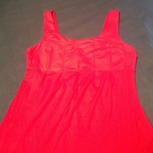Lululemon red tank - make an offer!