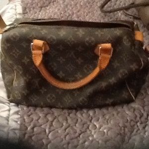 Vintage leather purse