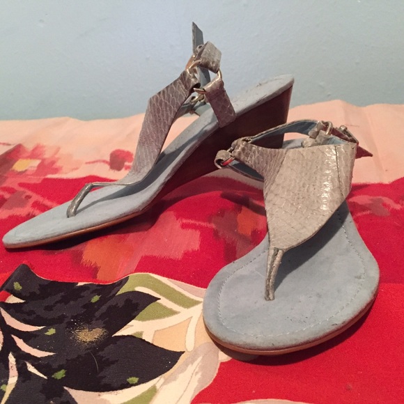 🐼✨NEW✨ LAUREN BY RALPH LAUREN- wooden wedge