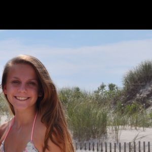 Meet your Posher, Abby