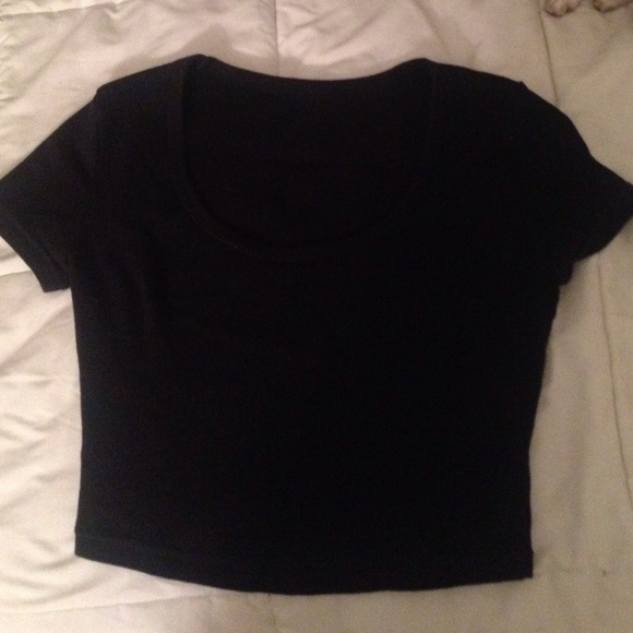 American apparel black short sleeve crop