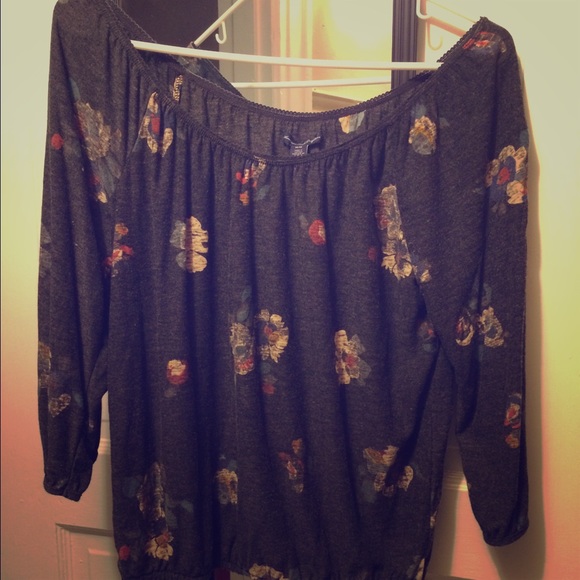 American Eagle top! - Picture 1 of 1