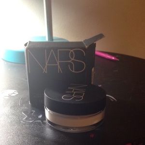 NARS Light Reflecting Setting Powder