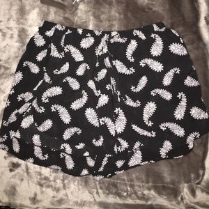 Brandy Melville printed shorts