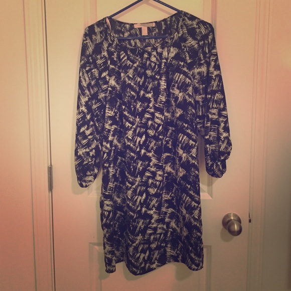 Forever 21 black and white long sleeve dress