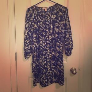Forever 21 black and white long sleeve dress