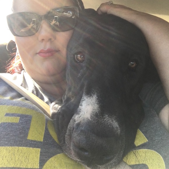 Meet your Posher, Daniella - Picture 3 of 3