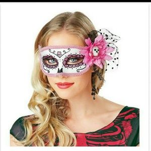 Dat of the dead mask
