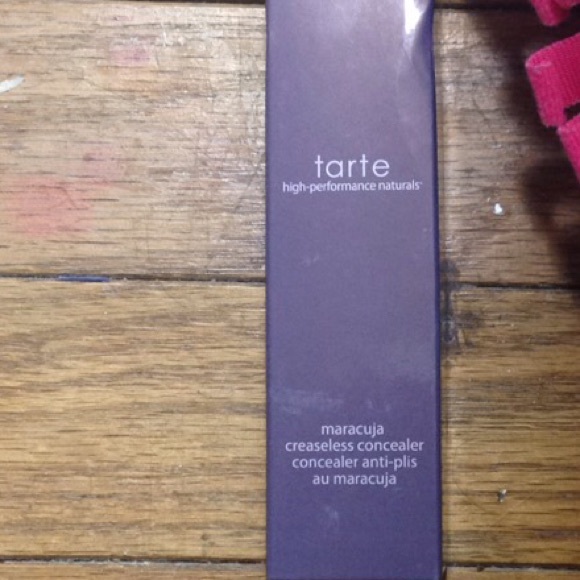 Tarte Creaseless Concealer