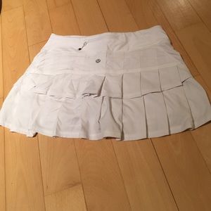 Lululemon size 4 regular tennis skirt