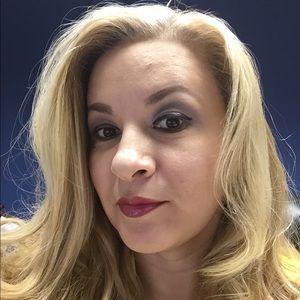 Meet your Posher, Gisela