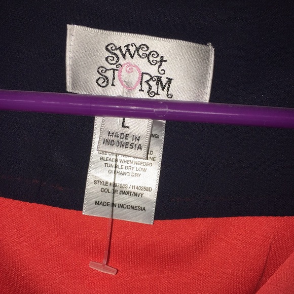 Dress - Picture 3 of 3