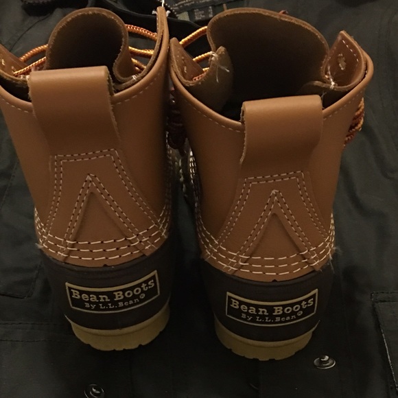 Brand new L.L Bean Bean Boots - Picture 3 of 4