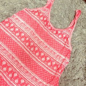 Very cute tank top !
