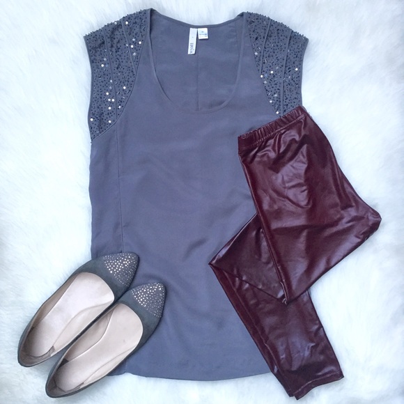 NEW🚩Wyatt Gray Embellished Top