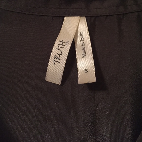 Silk high low button down shirt - Picture 4 of 4