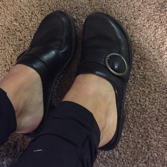 Born Women's Shoes - Picture 3 of 3