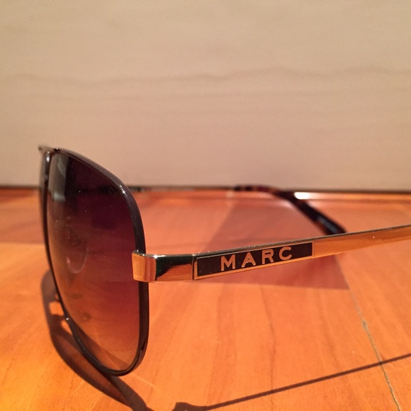 Marc by Marc Jacobs sunglasses <3