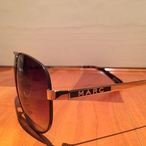 Marc by Marc Jacobs sunglasses <3