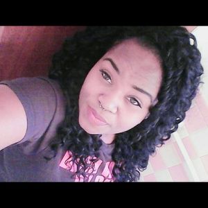 Meet your Posher, Jonae