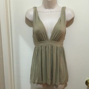 🌷 Club Monaco sexy top