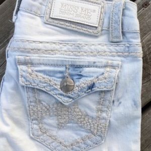 Miss Me Capri size 27