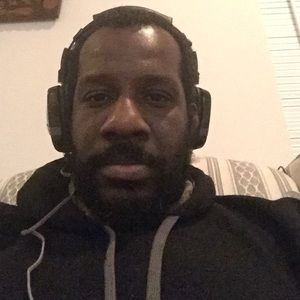 Meet your Posher, Roberto